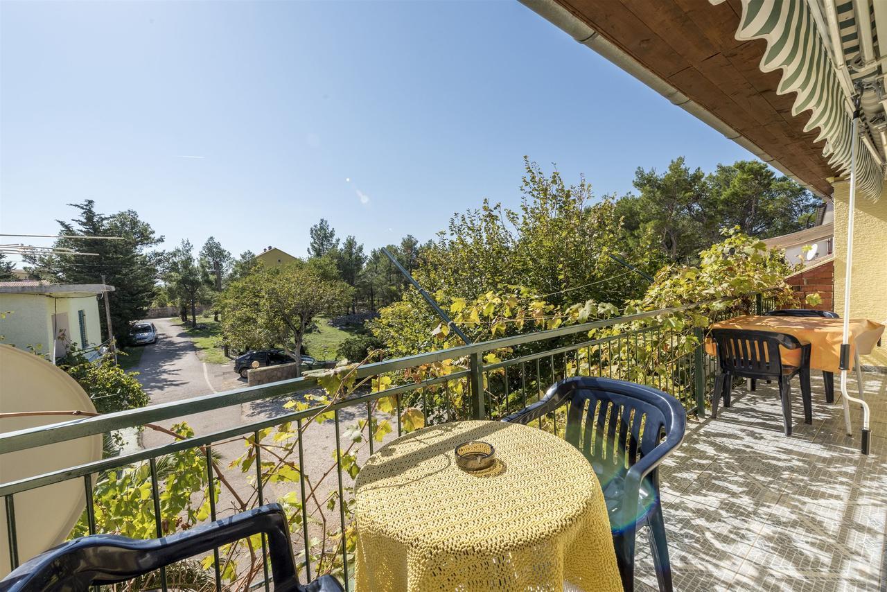 And Dragica Apartment Starigrad Paklenica